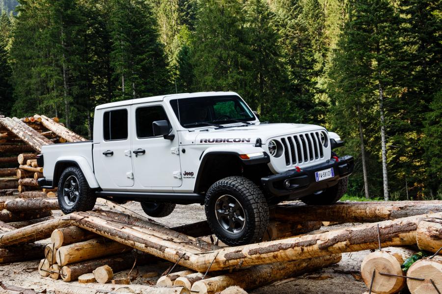  Jeep Gladiator Rubicon (JT) 2019 года  (EU) (фото 20 из 40)